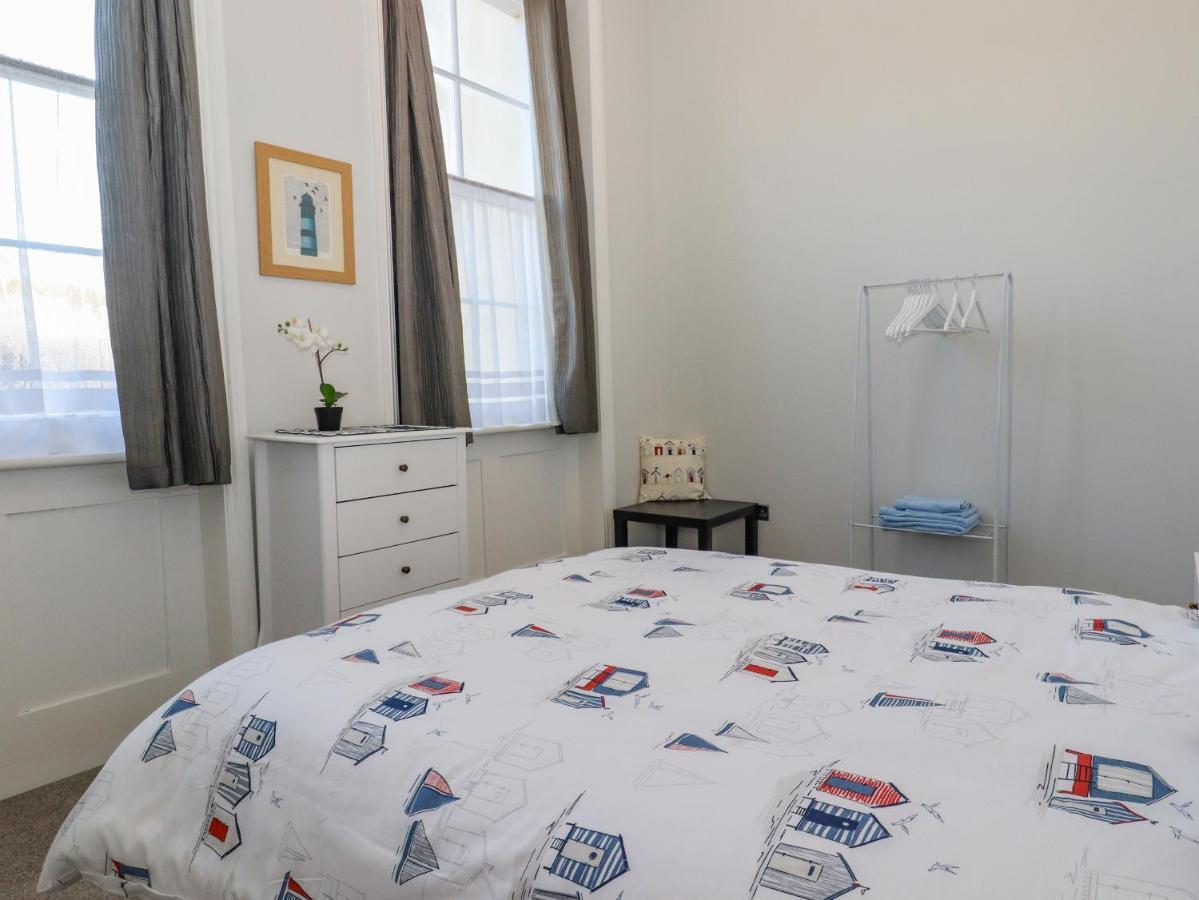 The Old Spy Headquarters Apartment Folkestone Bagian luar foto