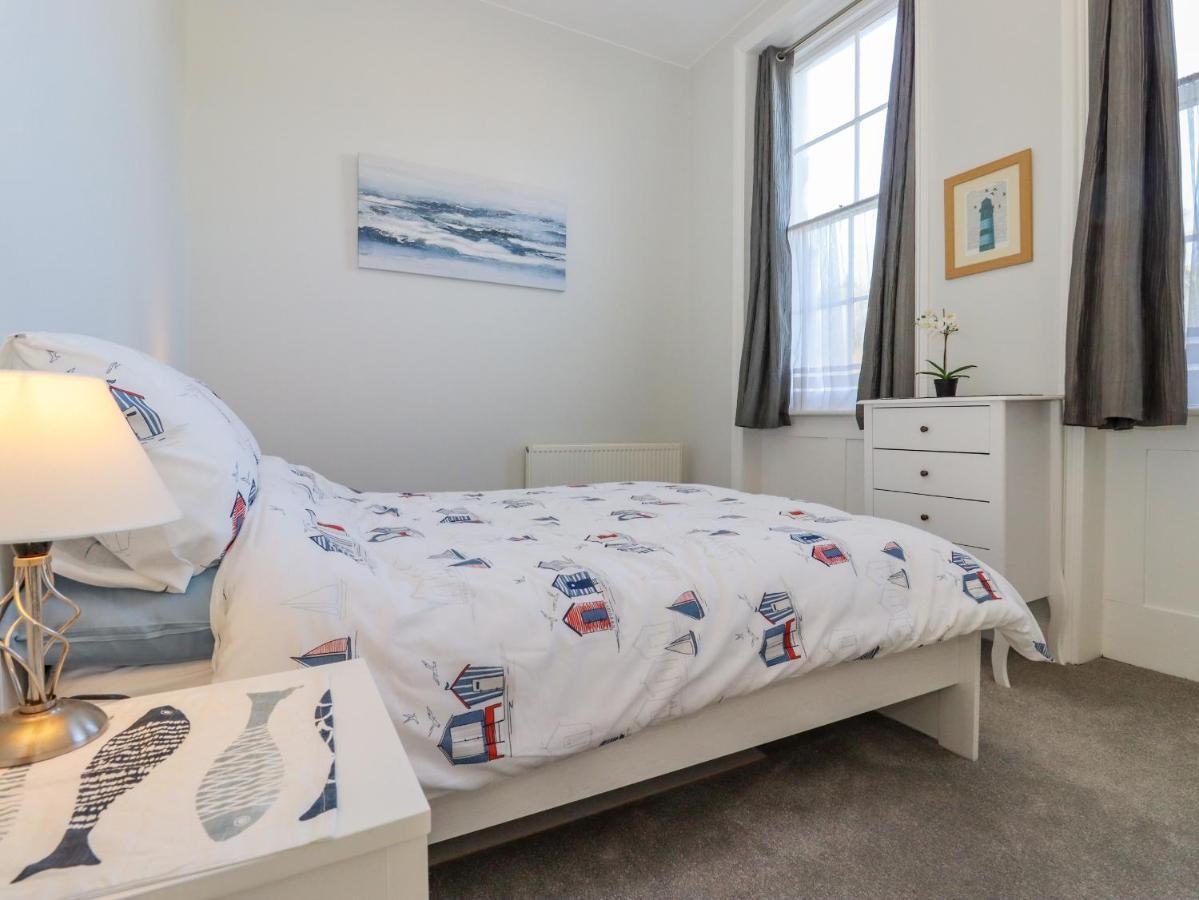 The Old Spy Headquarters Apartment Folkestone Bagian luar foto